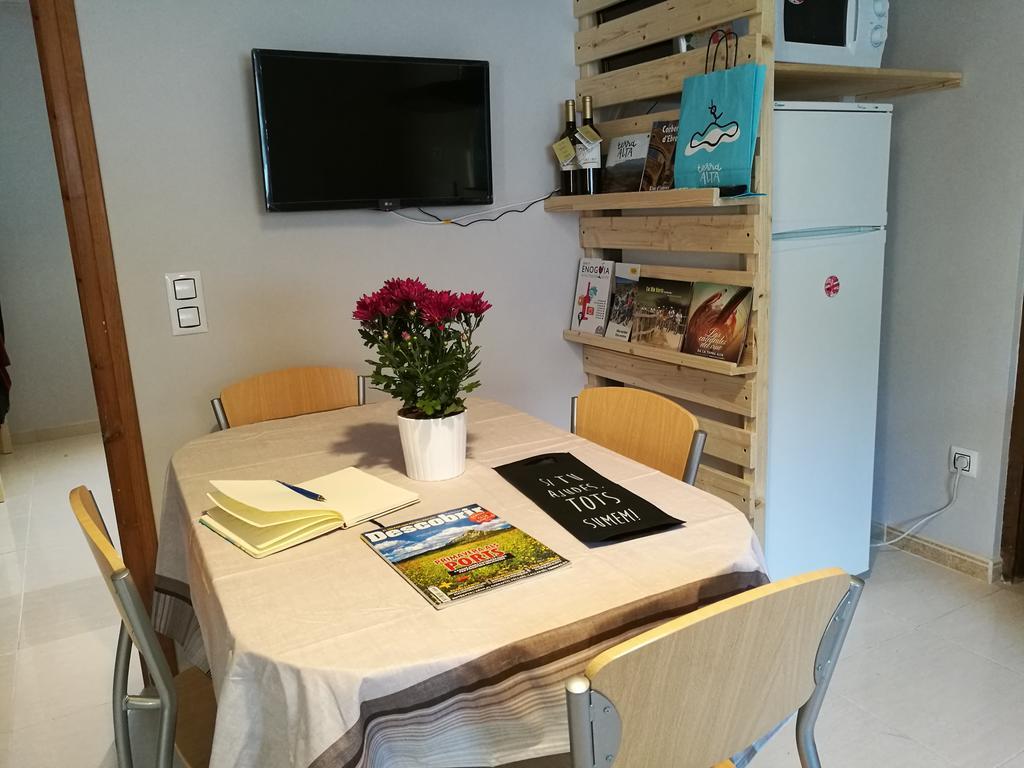 Apartaments Els Temporers Corbera Екстер'єр фото